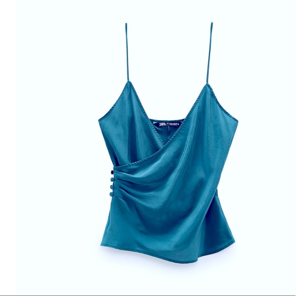 Zara Tops - Zara chemise with spaghetti straps